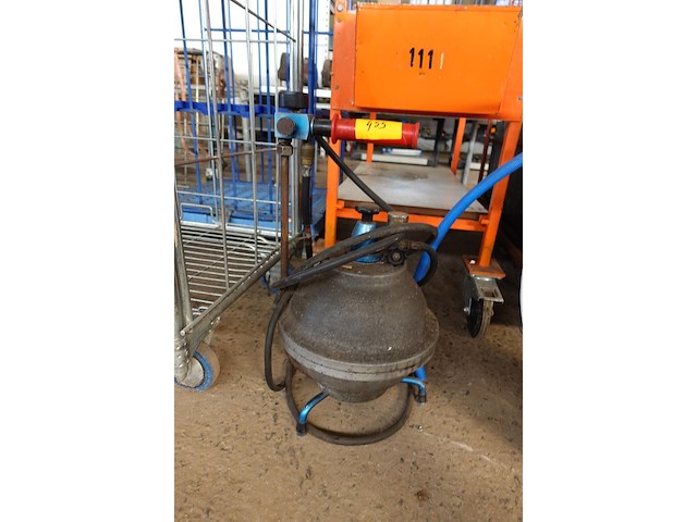 Hydraulische pomp (na te zien) - afbeelding 1 van  2