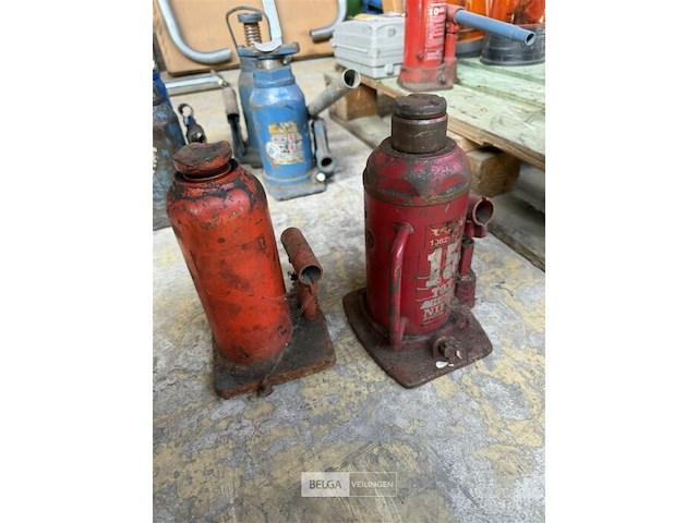 Hydraulische potkrikken (2x) - afbeelding 1 van  2
