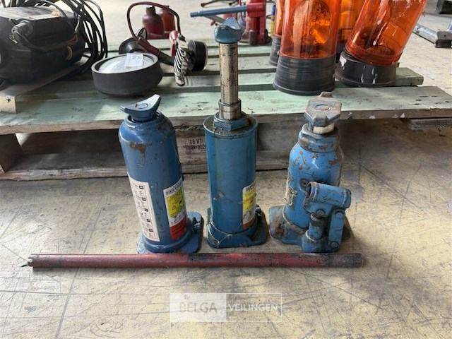 Hydraulische potkrikken (3x) - afbeelding 1 van  2