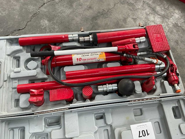 Hydraulische richt- en uitdeukset - afbeelding 1 van  6