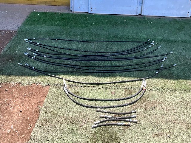 Hydraulische slangen - afbeelding 1 van  6