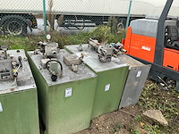 Hydraulische tank (4x) met inhout hydrauliek olie - afbeelding 4 van  4