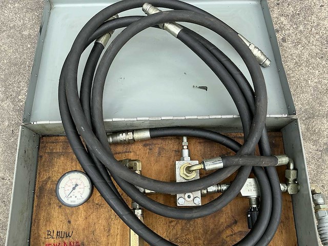 Hydraulische testkit - afbeelding 2 van  4