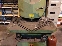 Hydraulische uithoekmachine fim - afbeelding 1 van  6