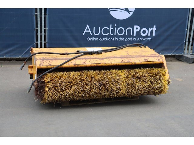 Hydraulische veegborstel aanbouw attec 05 bb 1851 180cm 2001 - afbeelding 1 van  1