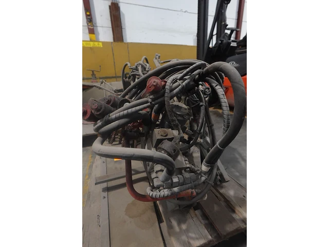 Hydraulische veegborstel locatie a9 - afbeelding 6 van  6