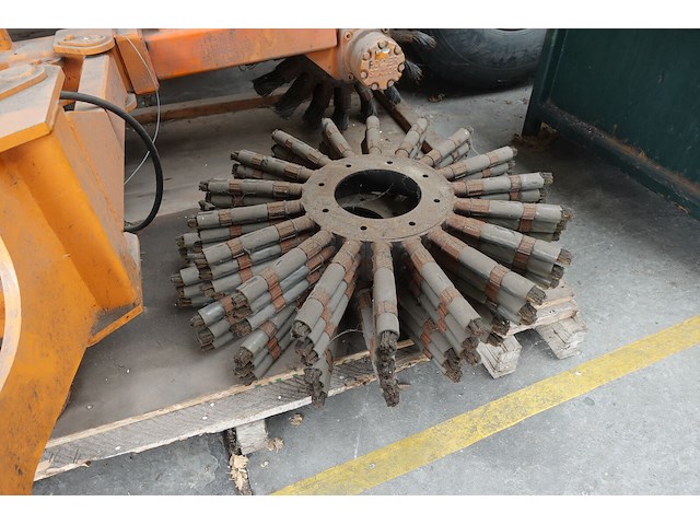 Hydraulische veegbostel van daele - afbeelding 10 van  10