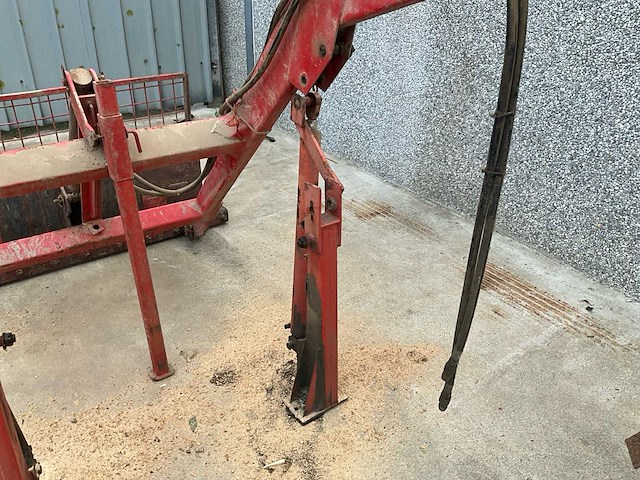 Hydraulische voorlader voorladers en accessoires - afbeelding 16 van  24