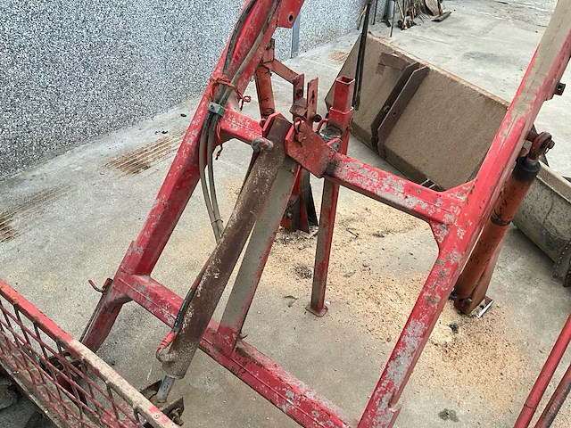 Hydraulische voorlader voorladers en accessoires - afbeelding 17 van  24
