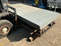 Hydrolisch bediend schaarlift - schaarbrug liften - afbeelding 4 van  5