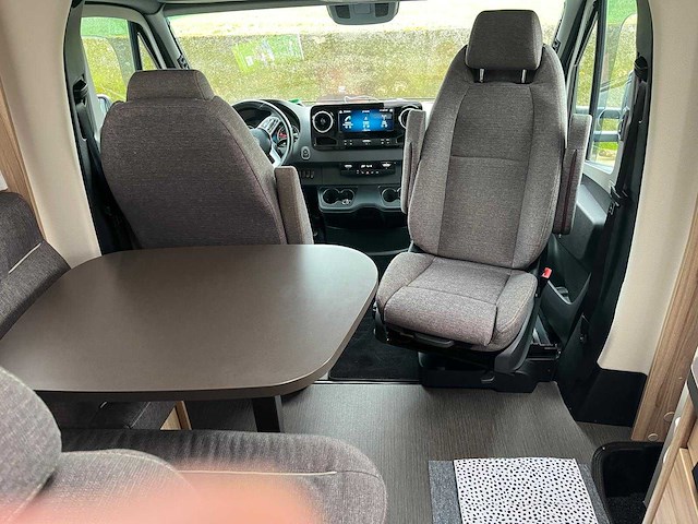 Hymer chassis mercedes-benz sprinter 4x4 mlt 580 4x4 motorhome / motorfiets rhône motorhome - afbeelding 44 van  45
