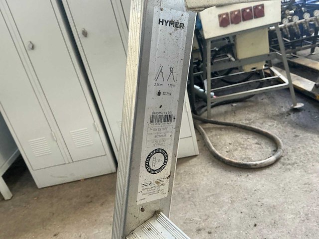 Hymer opplooibare bordestrap - afbeelding 6 van  6