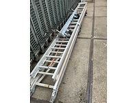 Hymer vouwladder met beveiliging steunen,afmeting 2x 4.00 m l,1x 5.00 m l