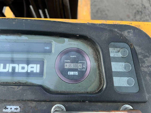 Hyundai - 2000 - hbr 18 - reach truck - afbeelding 7 van  21