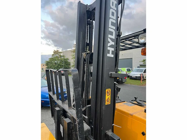Hyundai - 2000 - hbr 18 - reach truck - afbeelding 13 van  21