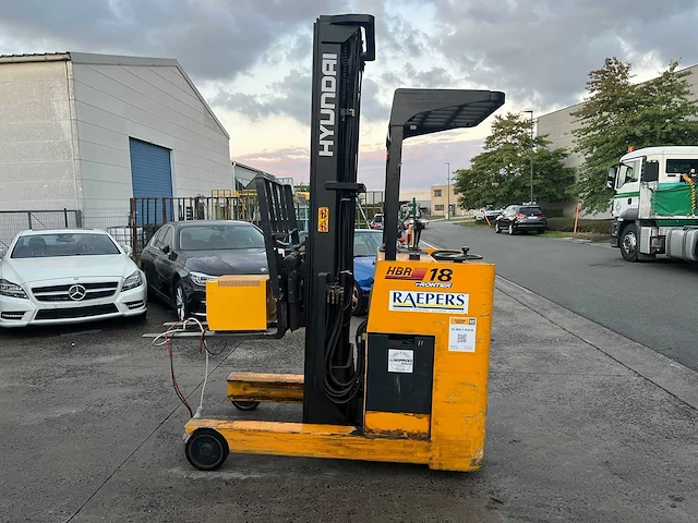 Hyundai - 2000 - hbr 18 - reach truck - afbeelding 18 van  21