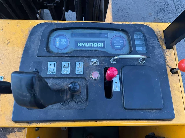 Hyundai - 2000 - hbr 18 - reach truck - afbeelding 8 van  21