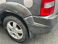 Hyundai - 2004 - tucson - personenauto - afbeelding 6 van  20