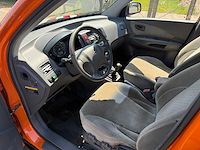 Hyundai - 2005 - tucson - personenauto - afbeelding 7 van  25