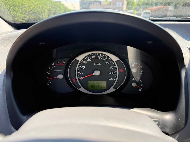 Hyundai - 2005 - tucson - personenauto - afbeelding 9 van  25