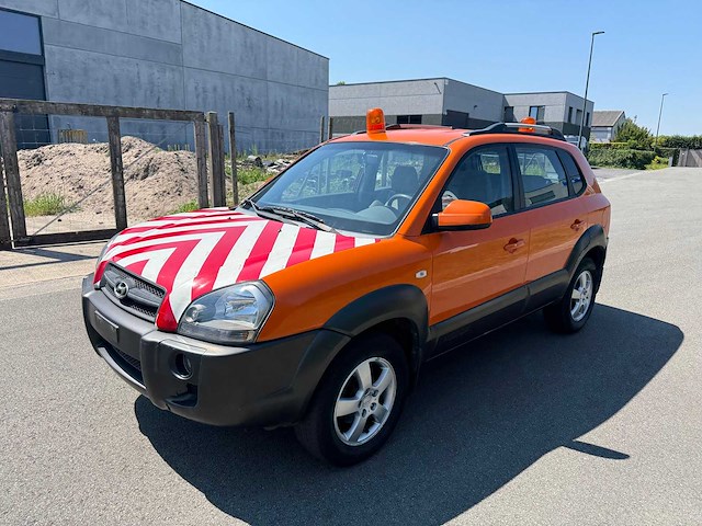 Hyundai - 2005 - tucson - personenauto - afbeelding 12 van  25