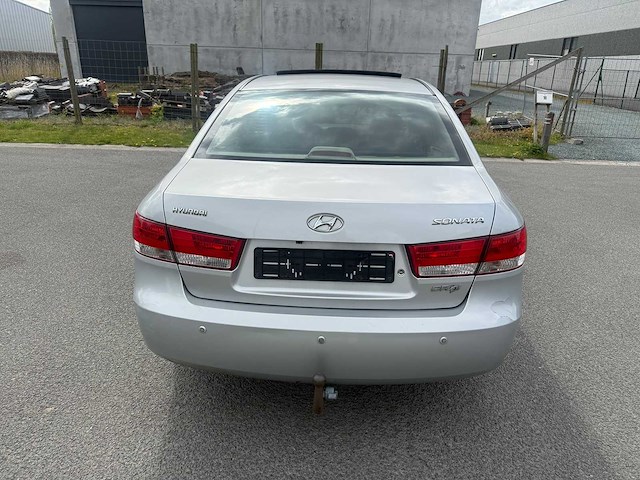 Hyundai - 2006 - sonata - personenauto - afbeelding 6 van  26