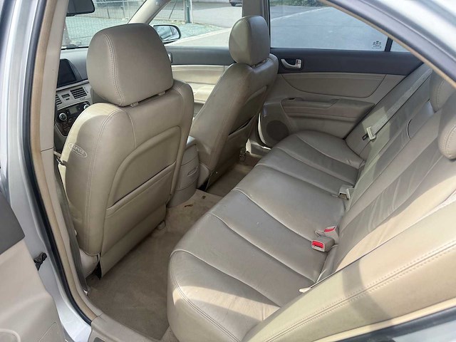 Hyundai - 2006 - sonata - personenauto - afbeelding 10 van  26