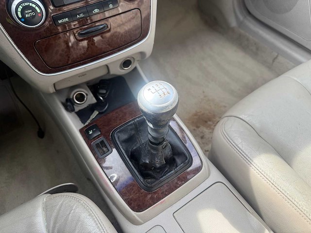 Hyundai - 2006 - sonata - personenauto - afbeelding 14 van  26