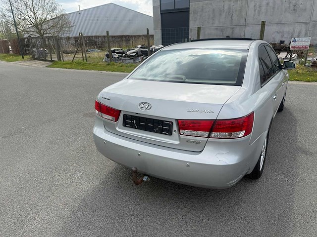 Hyundai - 2006 - sonata - personenauto - afbeelding 5 van  25