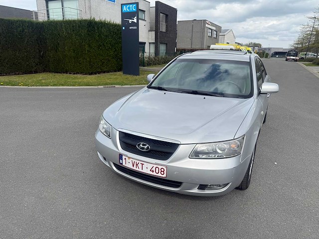 Hyundai - 2006 - sonata - personenauto - afbeelding 21 van  25