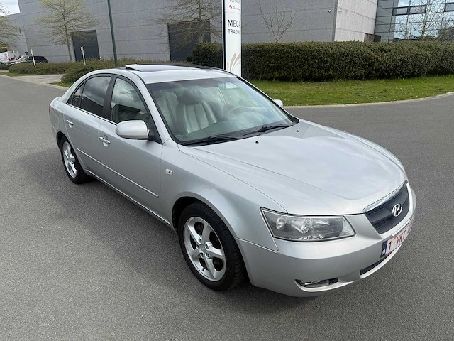 Hyundai - 2006 - sonata - personenauto - afbeelding 24 van  25