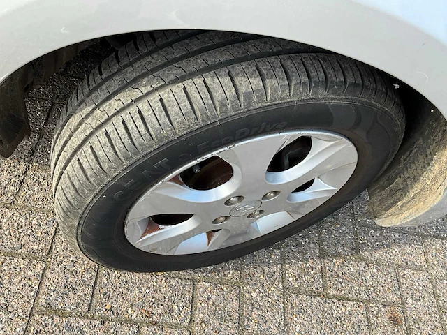 Hyundai - 2009 - i20 - pb - personenauto - afbeelding 16 van  27
