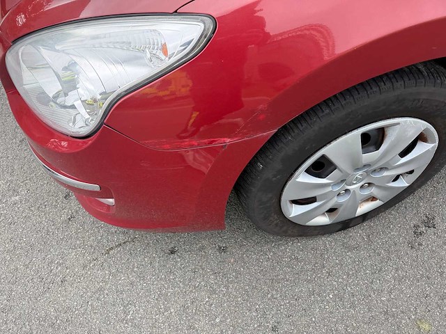 Hyundai - 2009 - i30 - break - personenauto - afbeelding 10 van  20