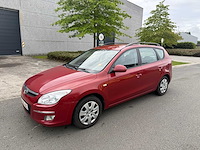 Hyundai - 2009 - i30 - break - personenauto - afbeelding 2 van  9