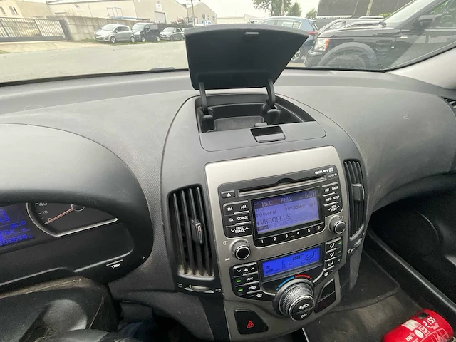 Hyundai - 2009 - i30 - break - personenauto - afbeelding 33 van  53