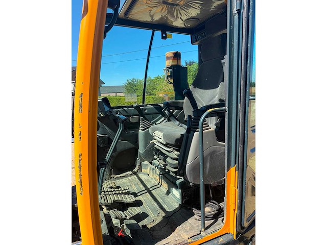 Hyundai - 2015 - 60cr-9a yanmar - rupsgraafmachine - afbeelding 5 van  7