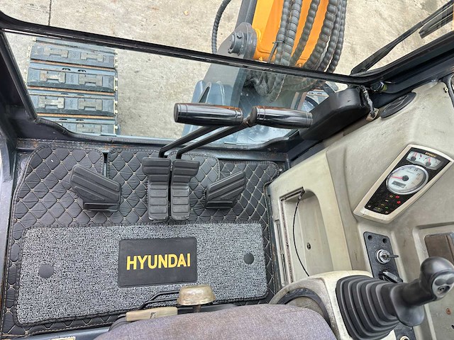 Hyundai - 2016 - r60vs - midigraafmachine - afbeelding 30 van  40
