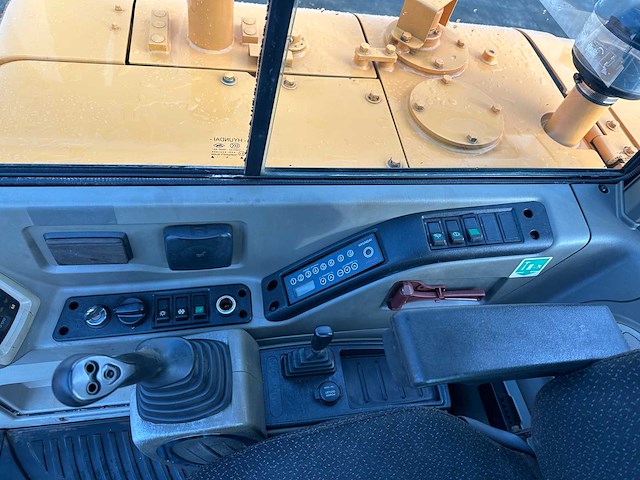 Hyundai - 2017 - r60v - midigraafmachine - afbeelding 29 van  41