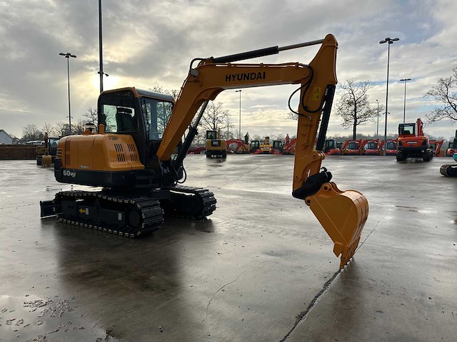 Hyundai - 2017 - r60v - midigraafmachine - afbeelding 23 van  41