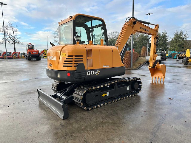 Hyundai - 2017 - r60v - midigraafmachine - afbeelding 34 van  41