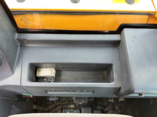 Hyundai - 2018 - hx130 lcr - rupsgraafmachine - afbeelding 30 van  54