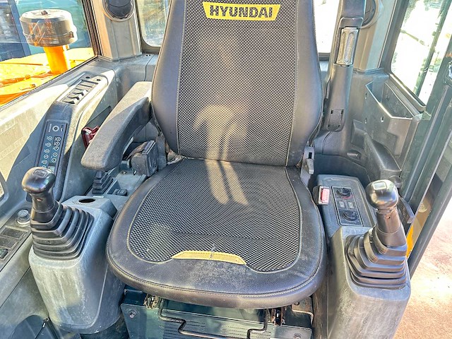 Hyundai - 2020 - 60vs - midigraafmachine - afbeelding 35 van  42