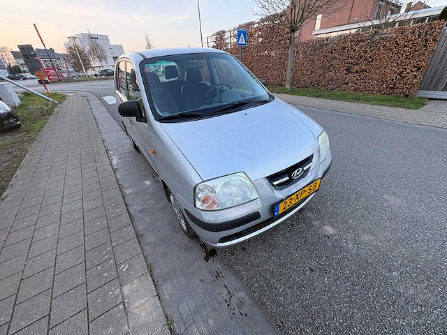 Hyundai - atos - 1.1i active joy - car - 2007 - afbeelding 10 van  17