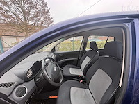 Hyundai - i10 - 1.1 active - car - afbeelding 4 van  18