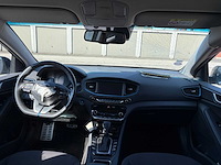 Hyundai - ioniq - kmhc851cgku151055 - car - afbeelding 22 van  25