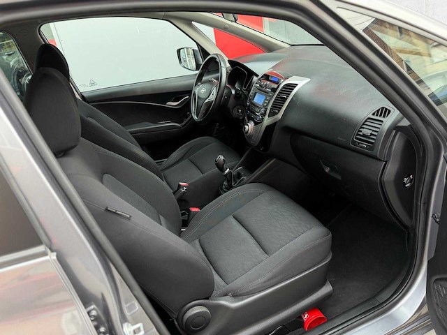 Hyundai - ix20 - jc - auto - 2013 - afbeelding 5 van  33