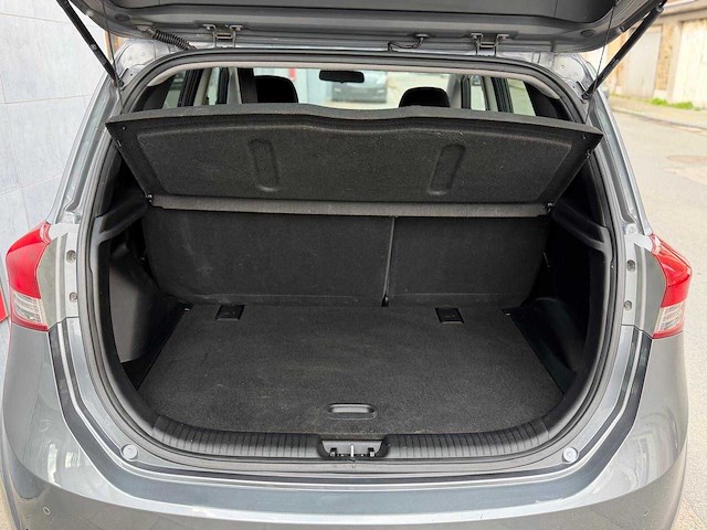 Hyundai - ix20 - jc - auto - 2013 - afbeelding 8 van  33