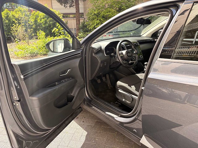Hyundai - tucson - 2021 - afbeelding 2 van  20