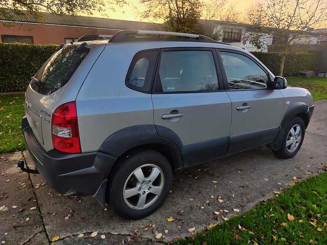 Hyundai - tucson - jm - car - 2005 - afbeelding 6 van  12