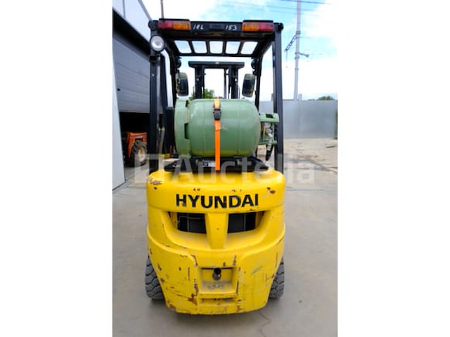 Hyundai 18l-7m gasheftruck - afbeelding 9 van  22